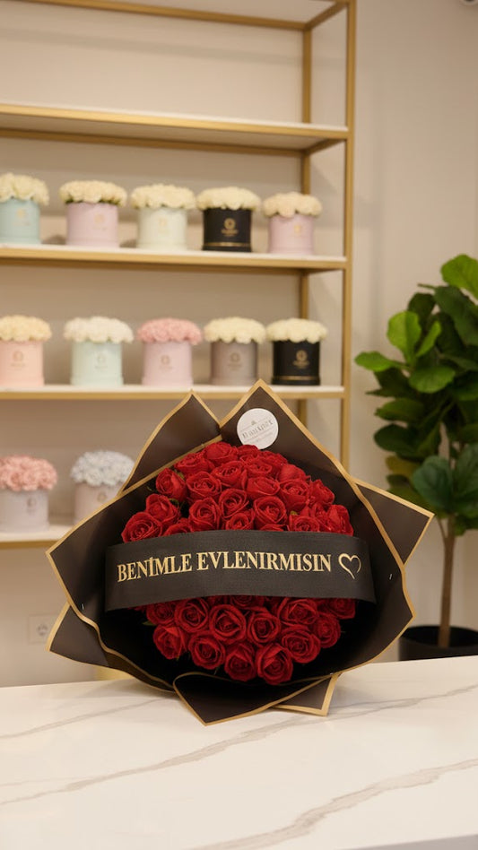60 Samtrosen mit Will you marry me / Benimle Evlenir misin