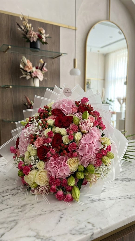 Luxus Blumenstrauß „Rosa Romance" – Rosen, Hortensien & Lilien