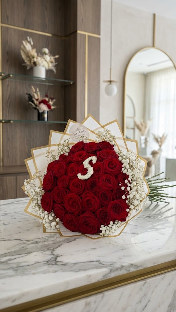Luxury Rote Rosen (60cm) mit Buchstabe