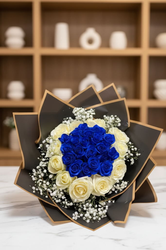 Luxury Rosenstrauß 20Blau 15Weiß