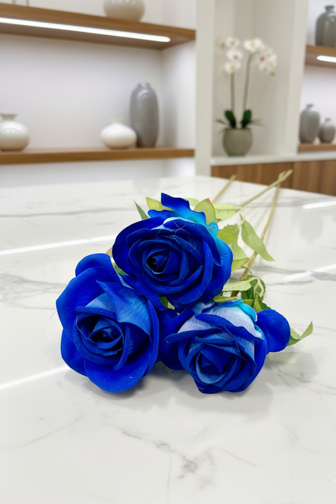 30 - 50  Künstliche Samtrosen Blau
